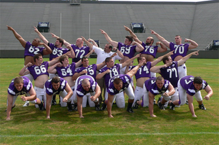 Illustration for article titled Awful Team Photos — The Definitive Collection